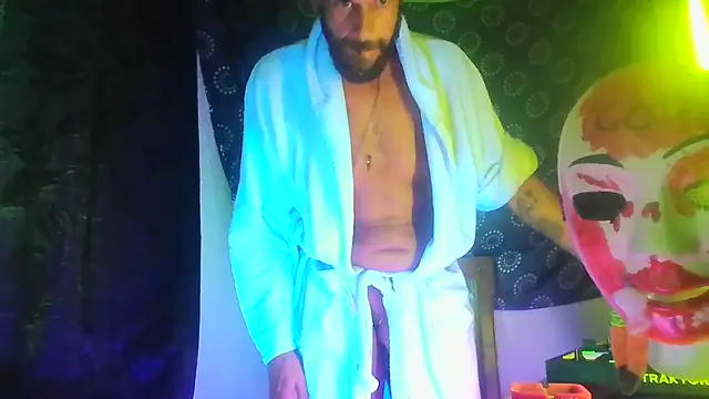 Guyst049 webcam