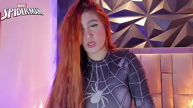 megan_whitee__ webcam
