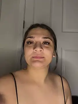 treasurebabii webcam