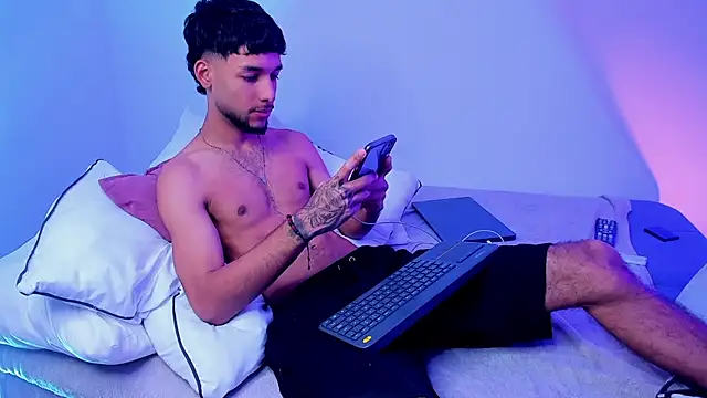 Thiagoferreti webcam