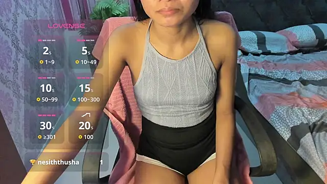 Mica_Jones webcam