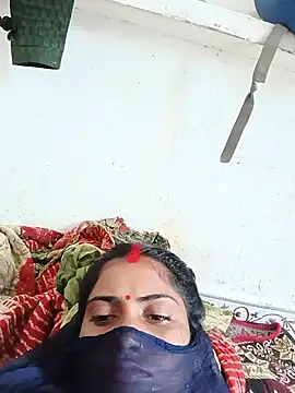 Poojaxx56 webcam