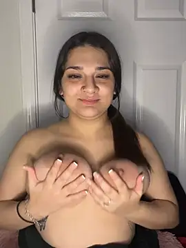 treasurebabii webcam