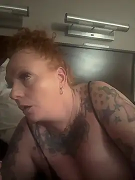 TXTATTOOEDBARBIE webcam