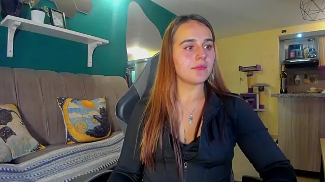 evy_orange1 - Evy_orange1's free webcam - UK Sex Cams