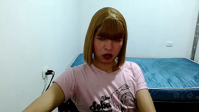 estefania224 webcam