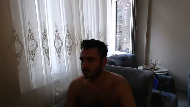 handsomeee04 webcam