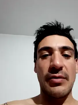 Leooo1722 webcam