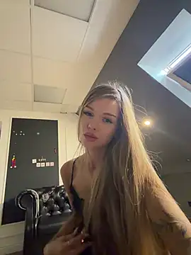 MarilynNova webcam