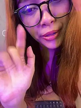 CrystalFairy007 webcam