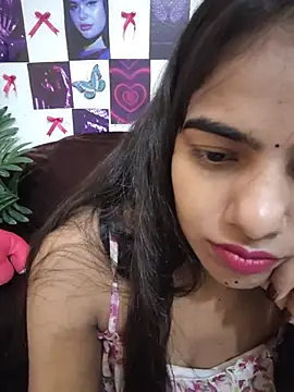 Alisha_Babyy webcam