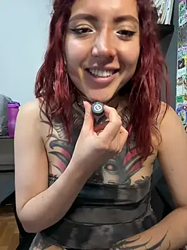 Selena_Rouge1 webcam