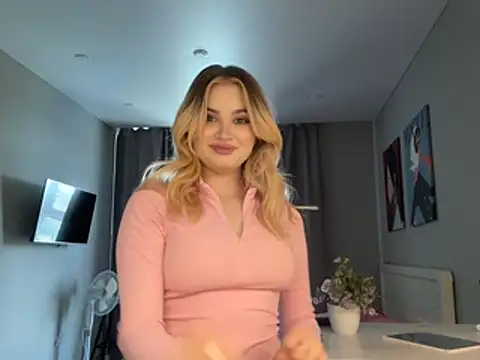 kirtova_ webcam