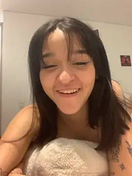 ruemi_rose webcam