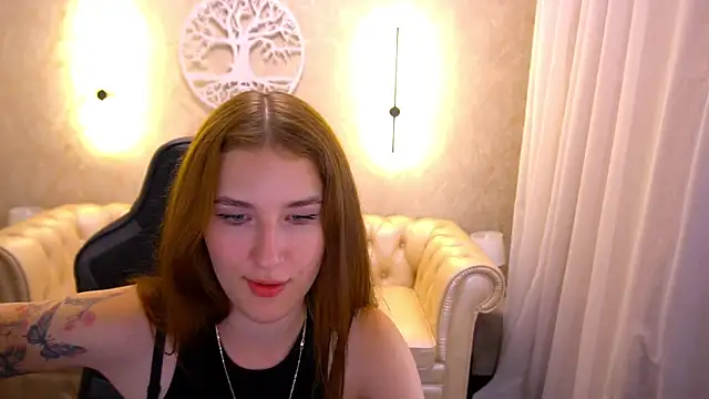 MirellEmber webcam