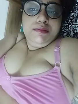Wildsimmi27 webcam