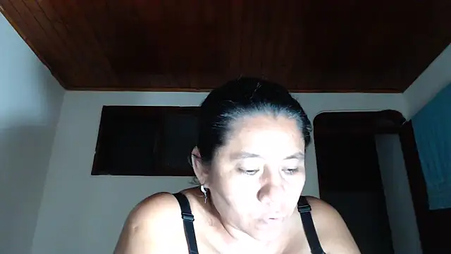 adrixxx38 webcam