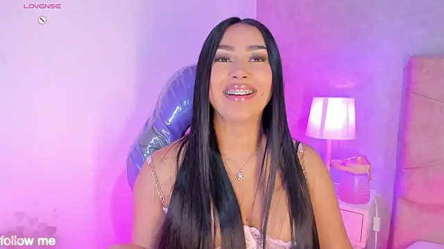 Cameliaa_Smiith webcam