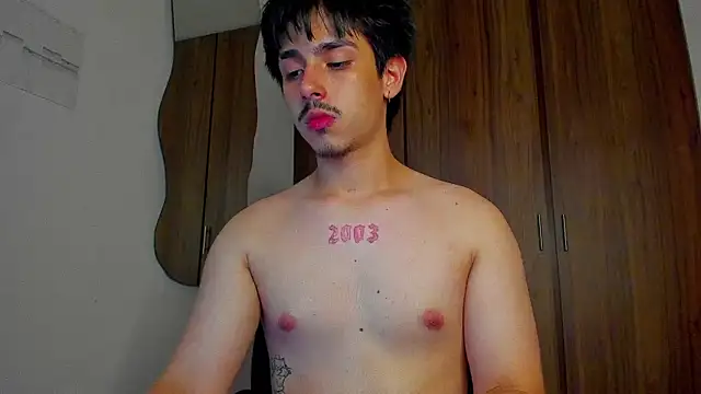 Maximo_Miller webcam