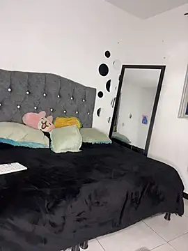 mitschellfox21 webcam