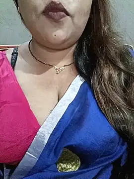 Naina03 webcam