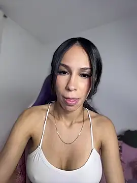 Miaa_love6969 webcam