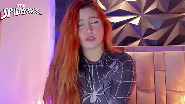 megan_whitee__ webcam