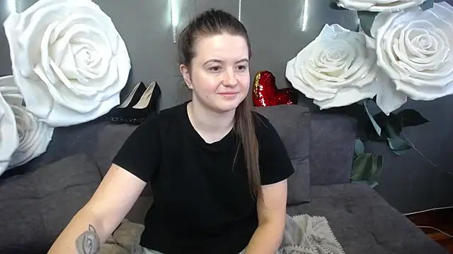 MavkaCute webcam