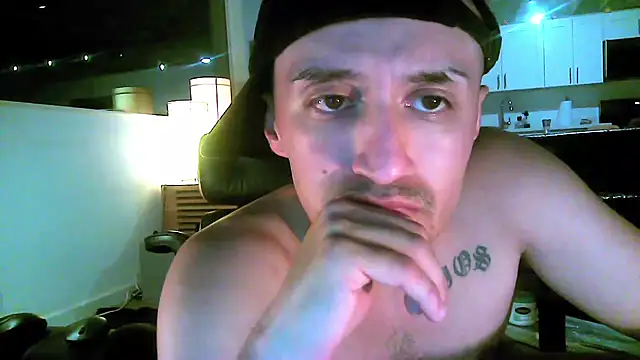 Sicksob live cam on StripChat