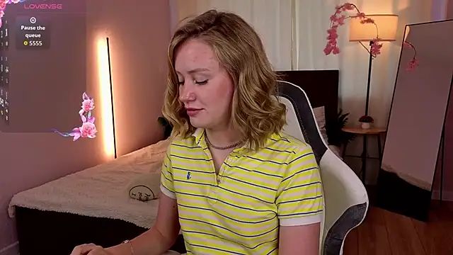 EvaHamilton webcam