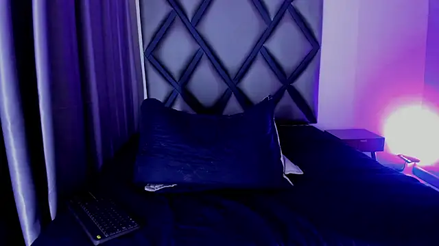 Ithan_Hott webcam