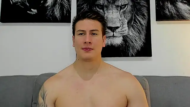 AlexHarrington webcam