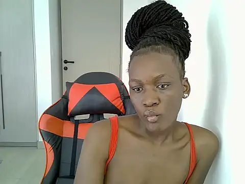 spot_curvy webcam
