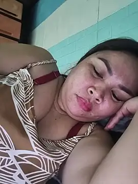 Sweetlorie_83 webcam