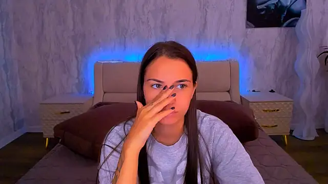 AlexaBarkley webcam