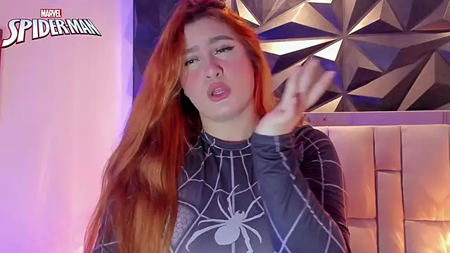 megan_whitee__ webcam