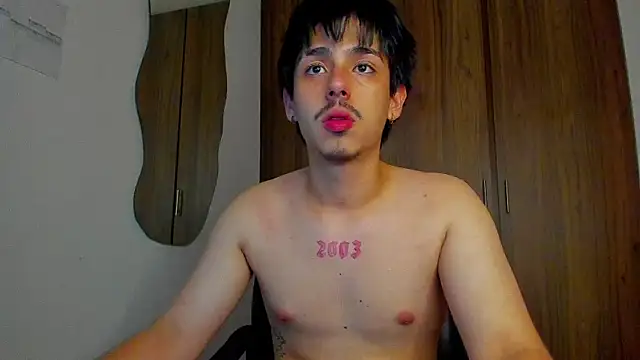 Maximo_Miller webcam