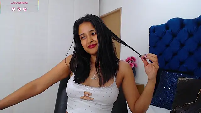 Lili666_ webcam