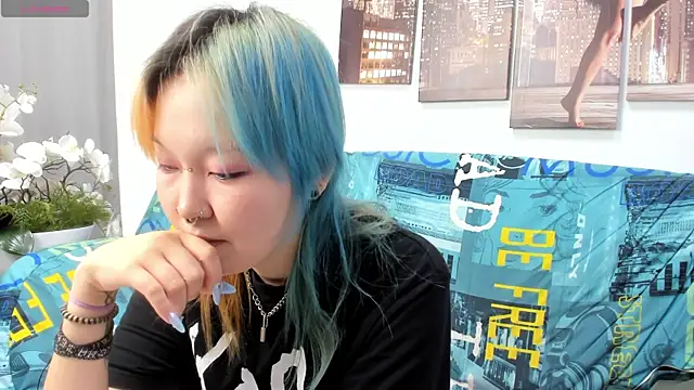 Cute__Kiko webcam