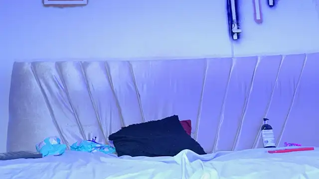 aly_n_sebas webcam