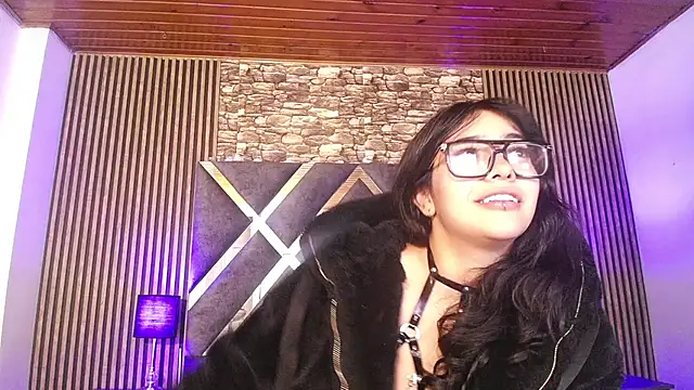 Amy_channel webcam