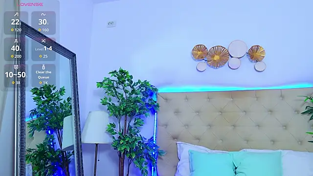 TemptingLuna_ webcam