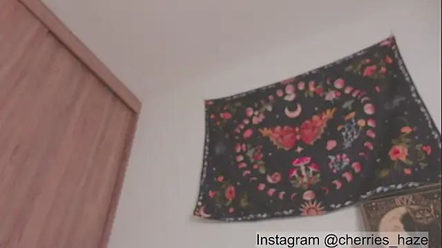 Cheerry1 webcam
