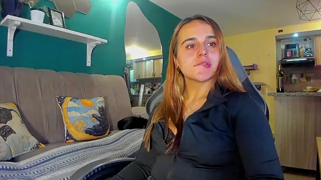 evy_orange1 webcam
