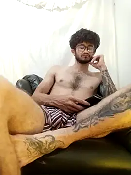 Loggan_donnelly webcam