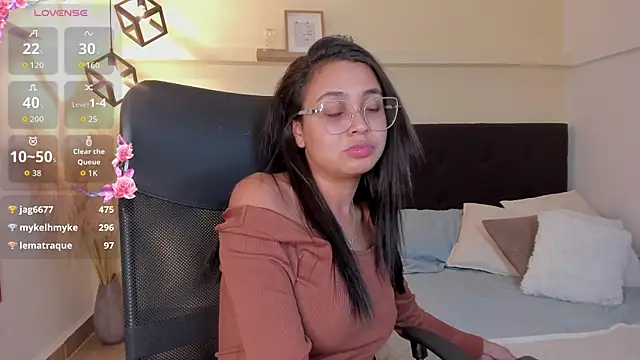 Lucia_Brown_ webcam