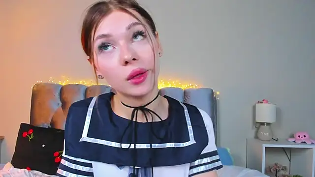 Blondy_Fina webcam