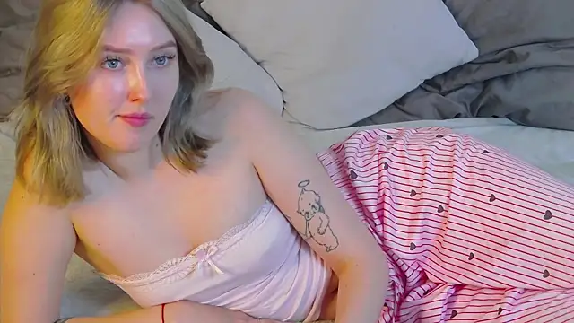 MarianeSun webcam