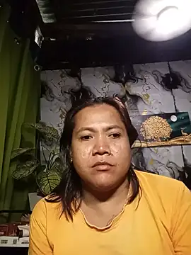 TabooSHOWgirl18 webcam