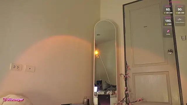 Lillu_Cooper webcam